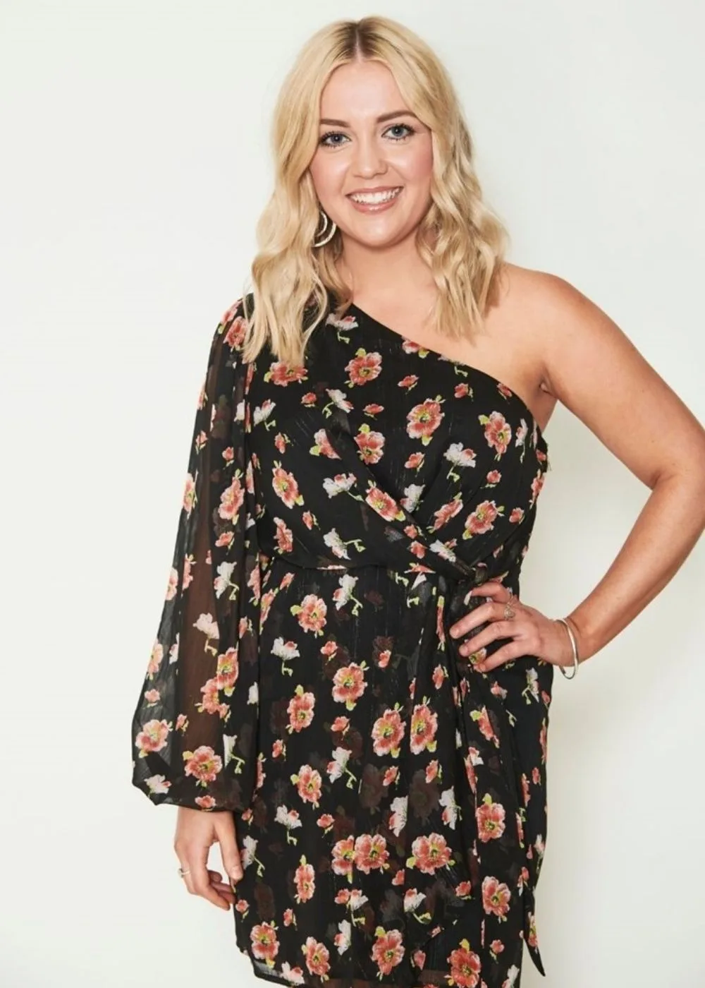 Erin, 25, VIC