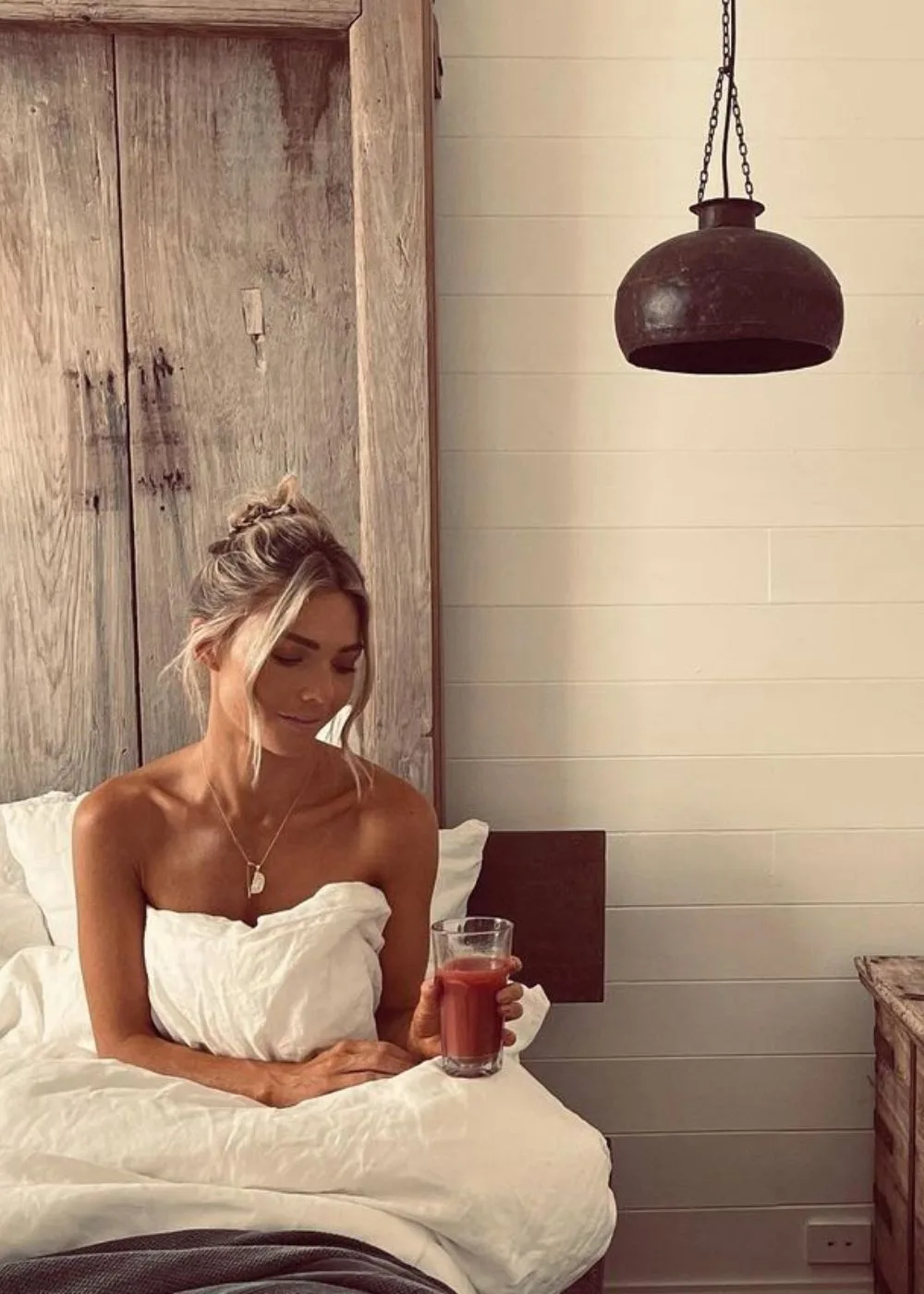 sam-frost-sleep