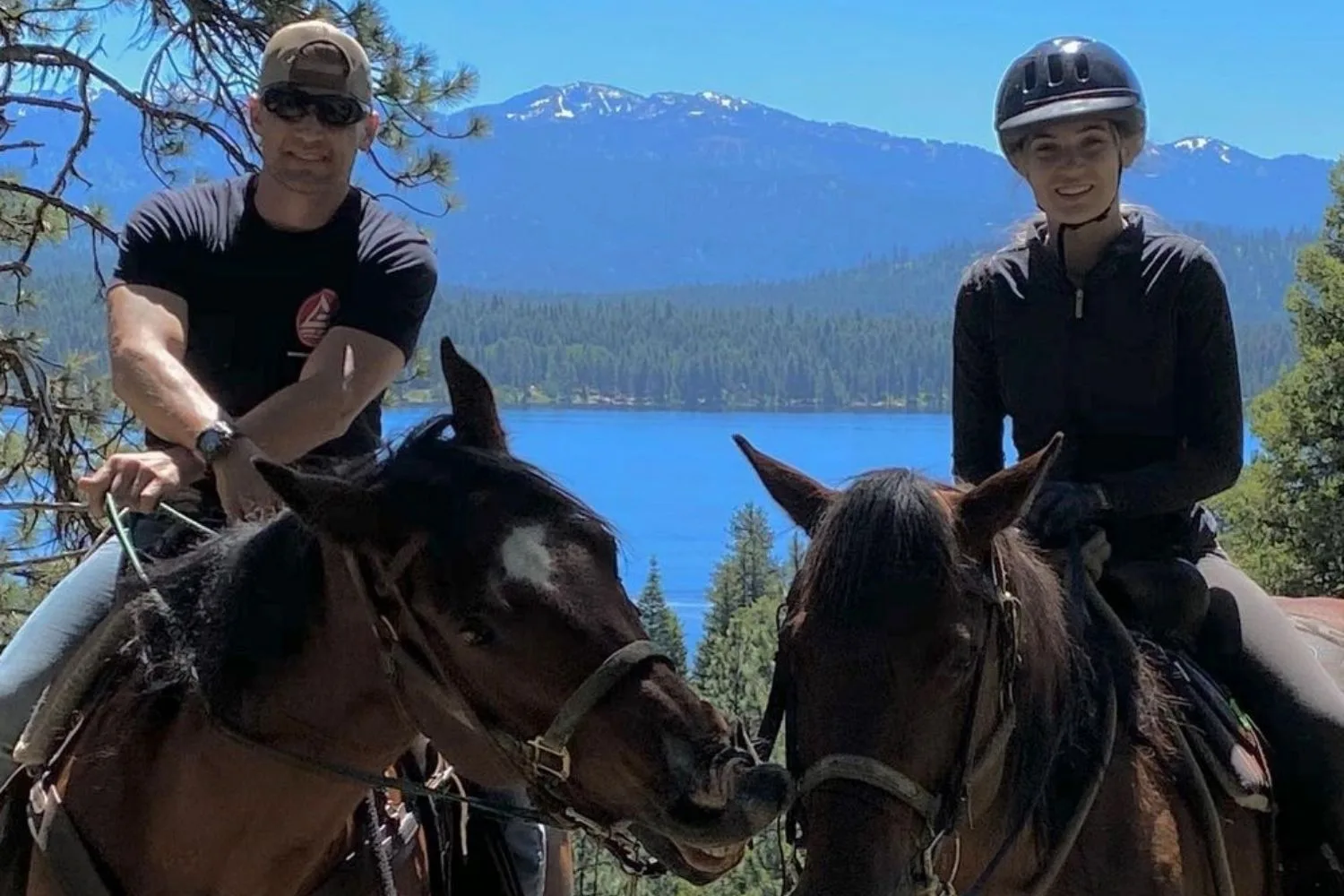mike-vogel-daughter-cassy-horses