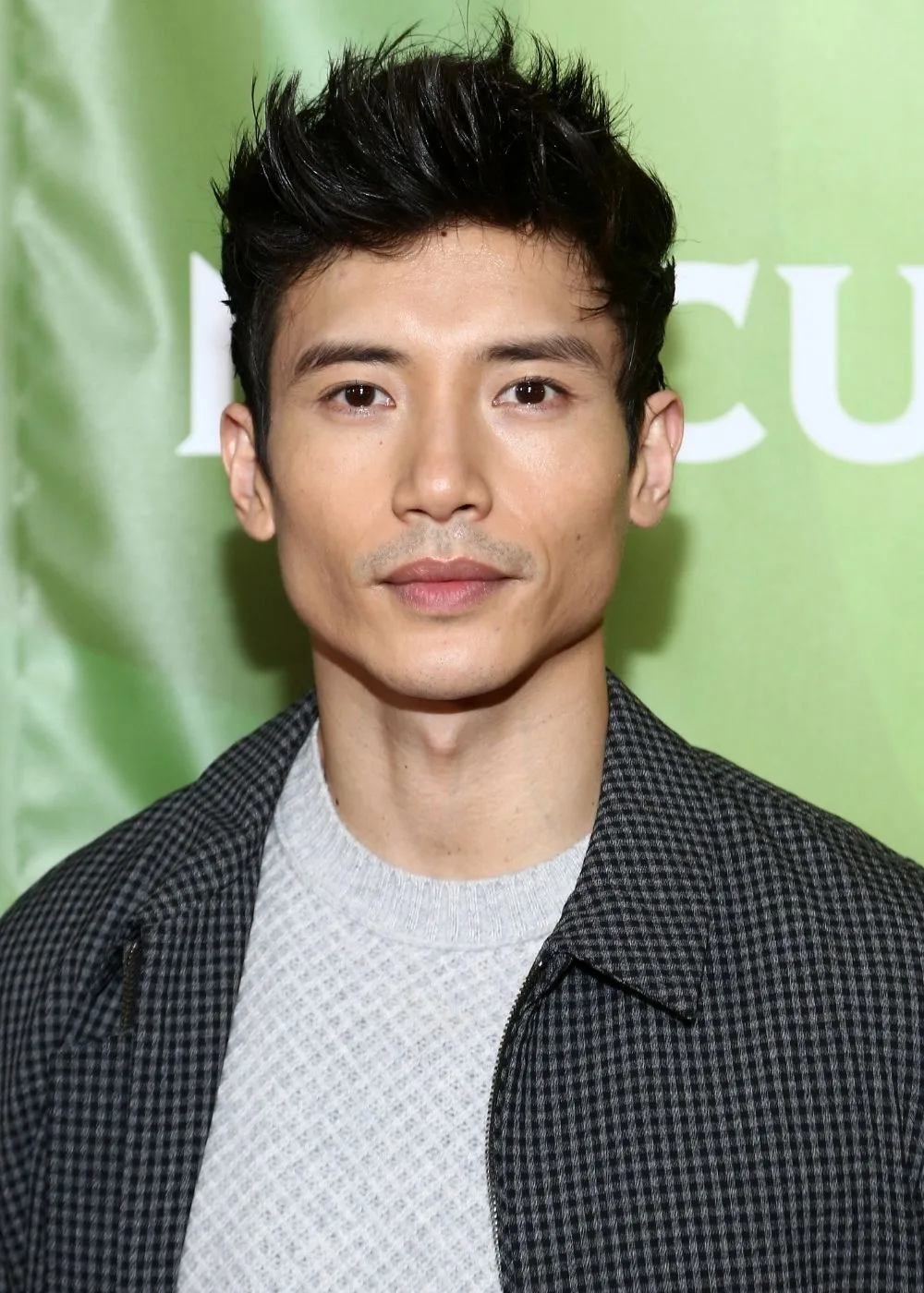manny-jacinto-nine-perfect-strangers