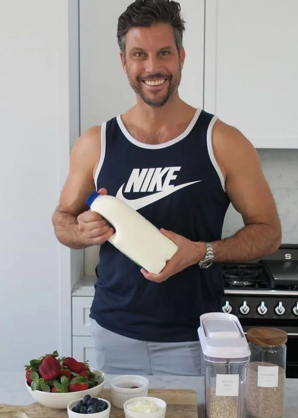 sam-wood-holds-milk
