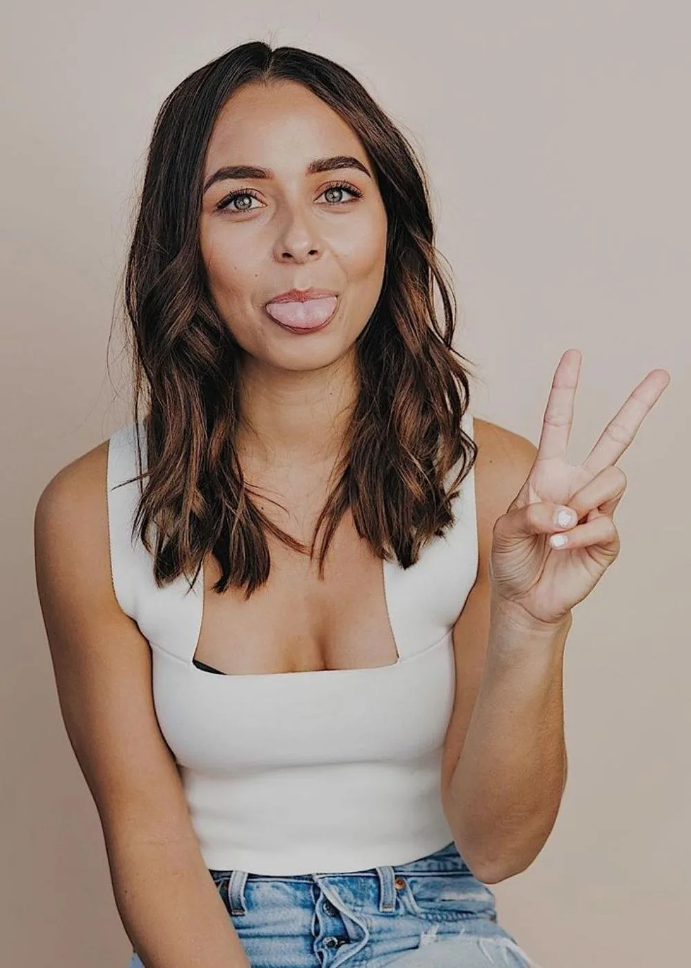 brooke-blurton-white-top
