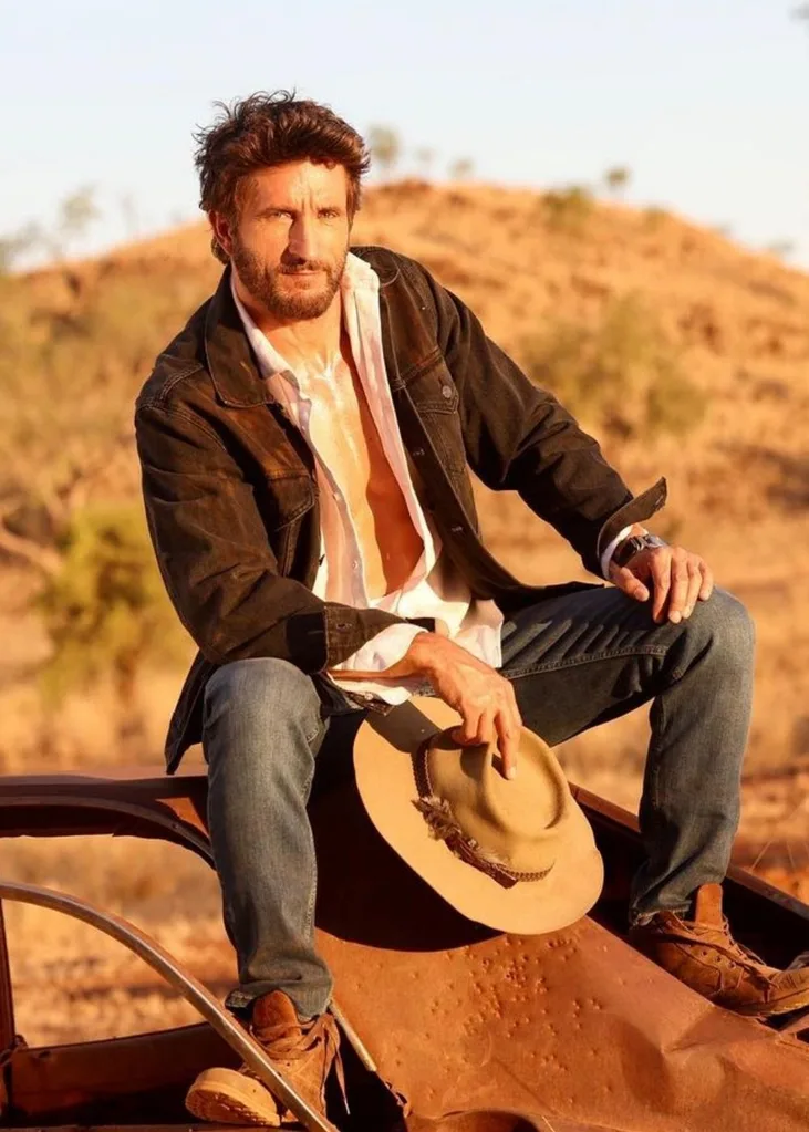 jonathan-lapaglia-survivor-au