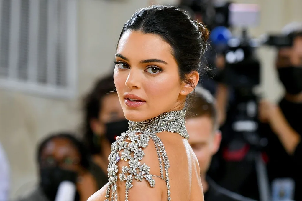kendall jenner met gala makeup