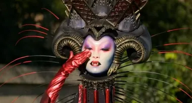 Fans are convinced this pop icon is Vampire on The Masked Singer