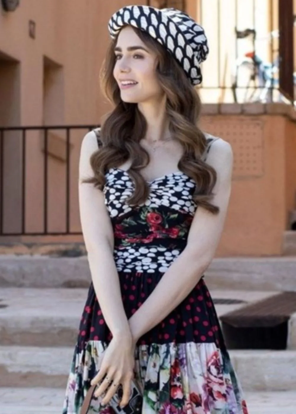 emily-in-paris-bucket-hat