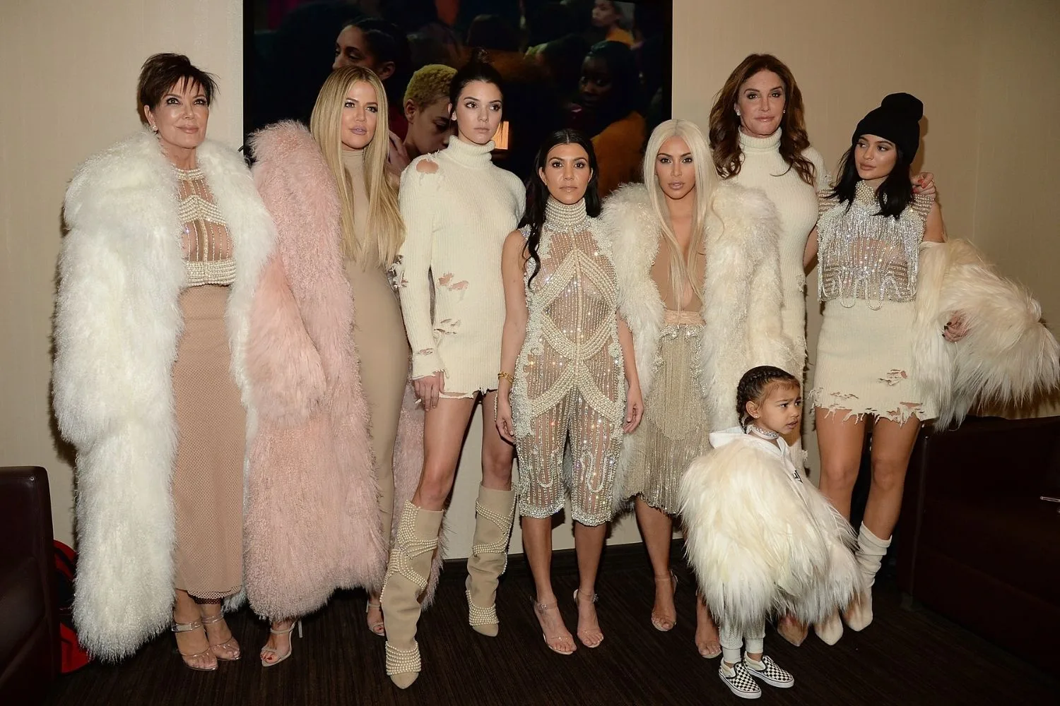 kardashian-jenner-family-2016