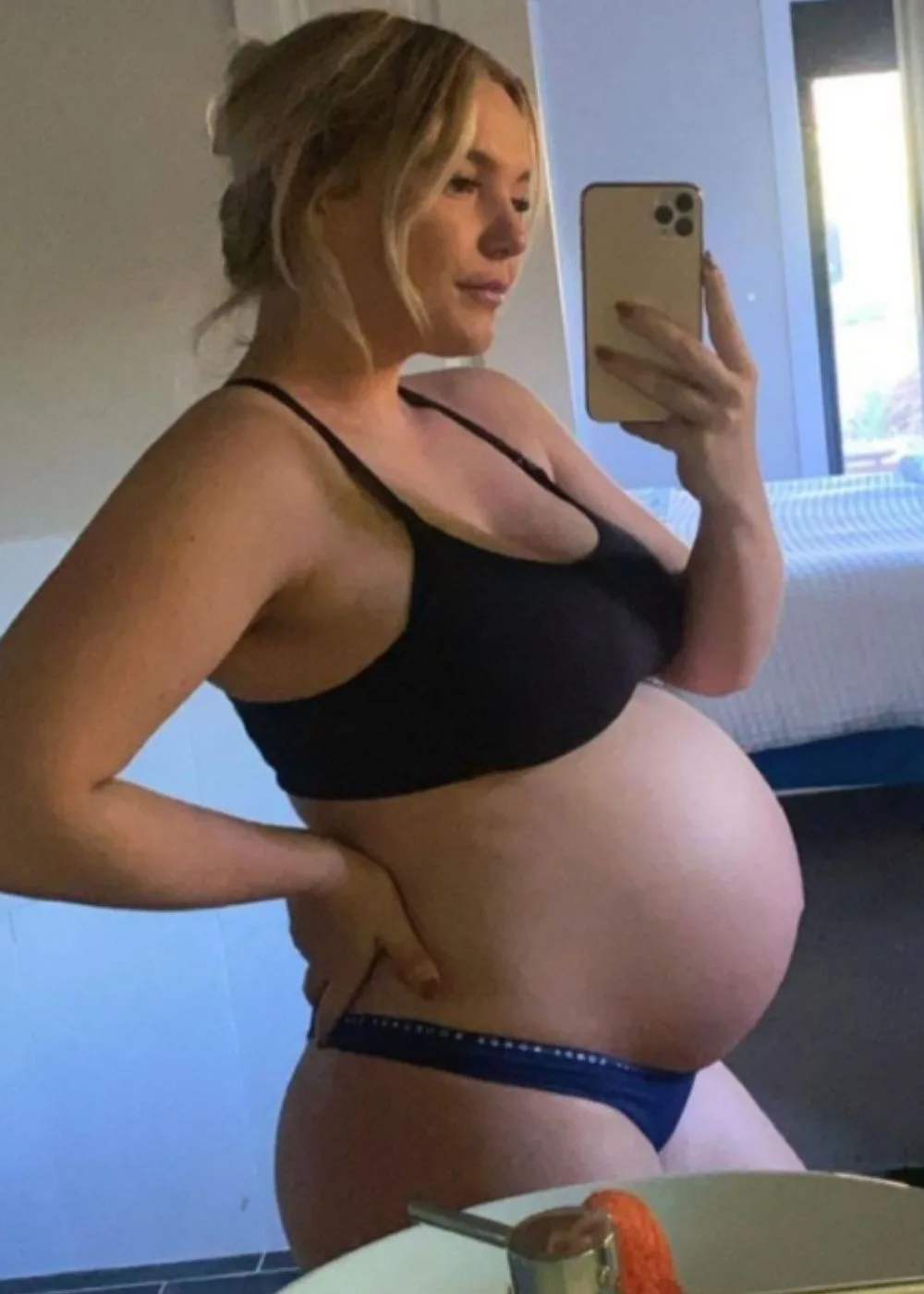 hayley-love-baby-bump-sports-bra