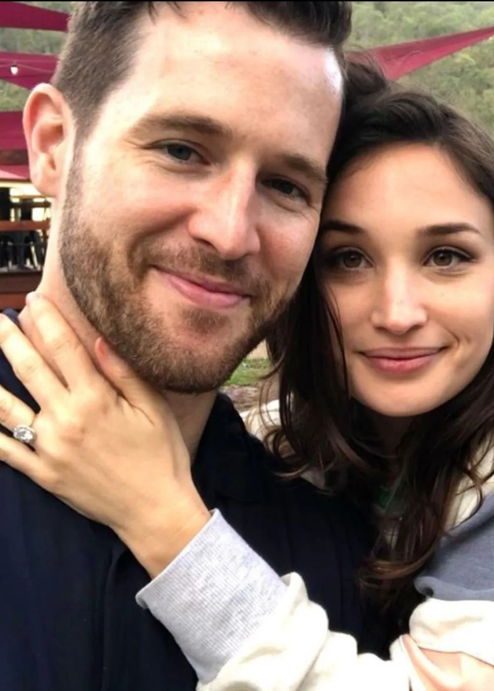 matthew-bennett-annabel-jameson-engaged