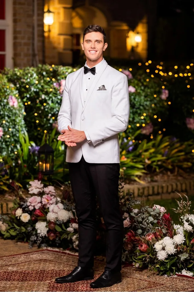 kurt the bachelorette 2021