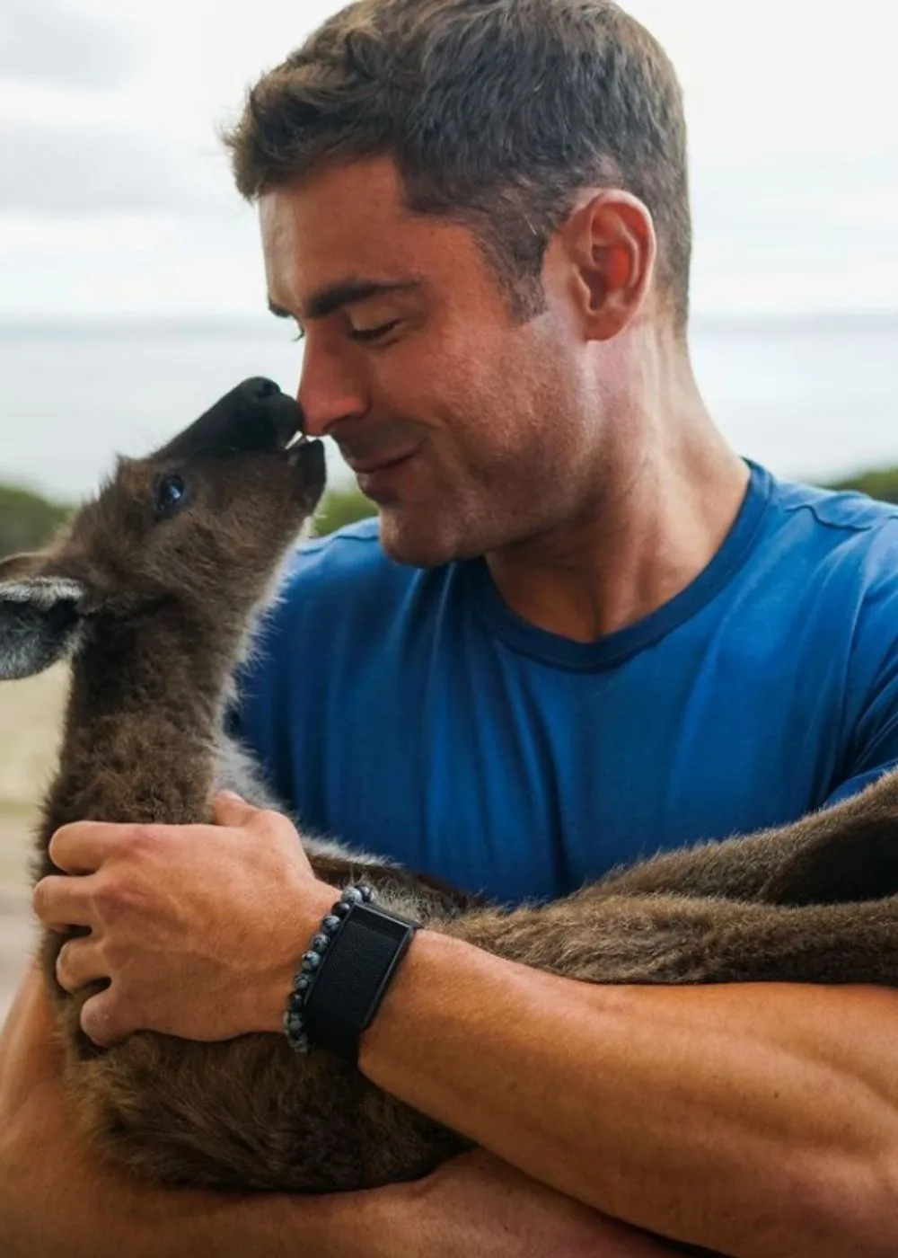 zac-efron-kangaroo