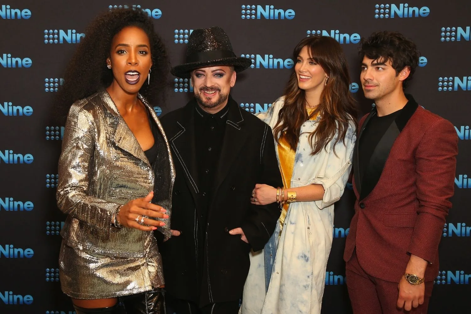 the-voice-judges-kelly-rowland-delta-goodrem