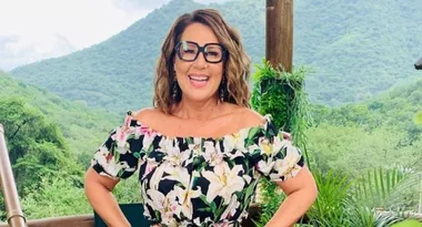 Julia Morris gets refreshingly candid about her plastic surgery transformation
