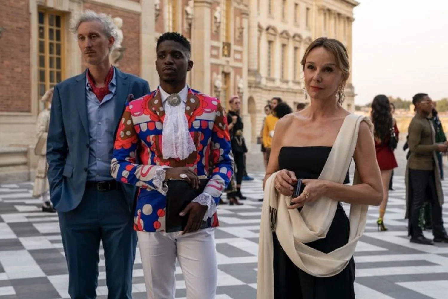 sylvie-julien-luc-emily-in-paris