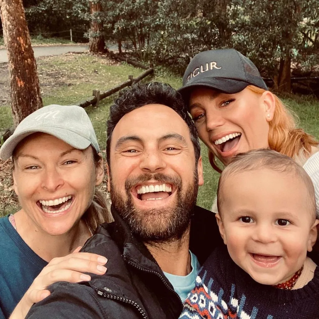 mel schilling with jules and cam