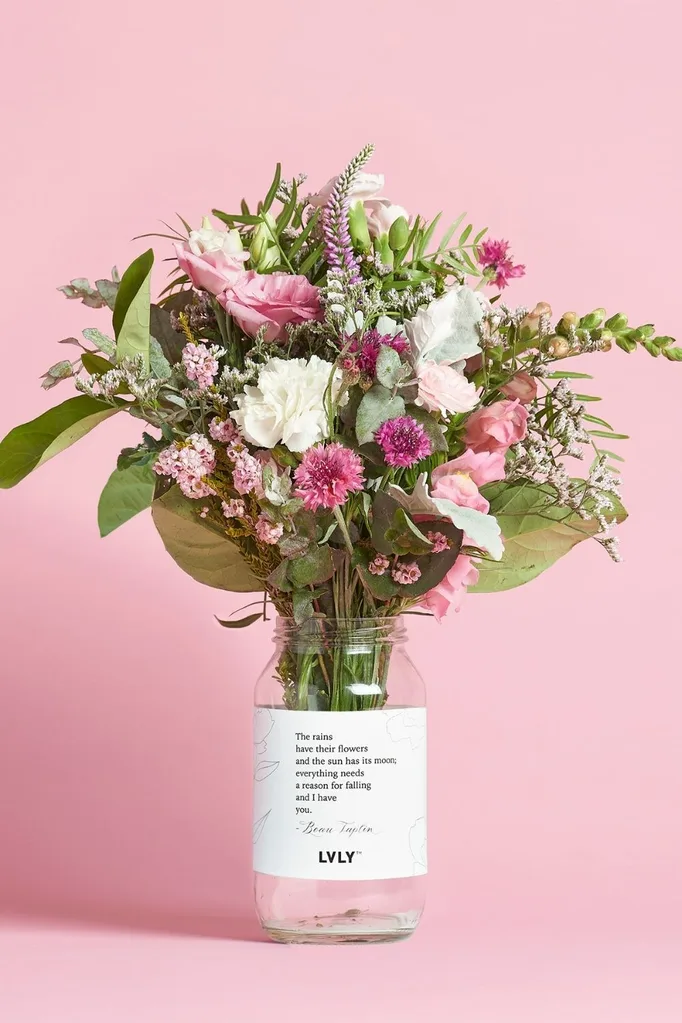 Lvly flowers