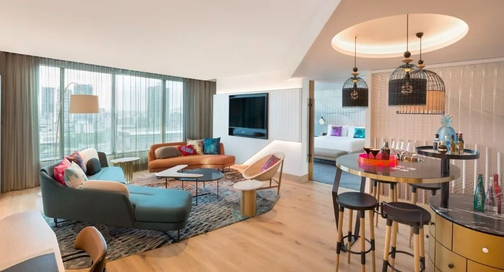 10 toys, 2 people and 24 hours in Australia’s sexiest hotel suite