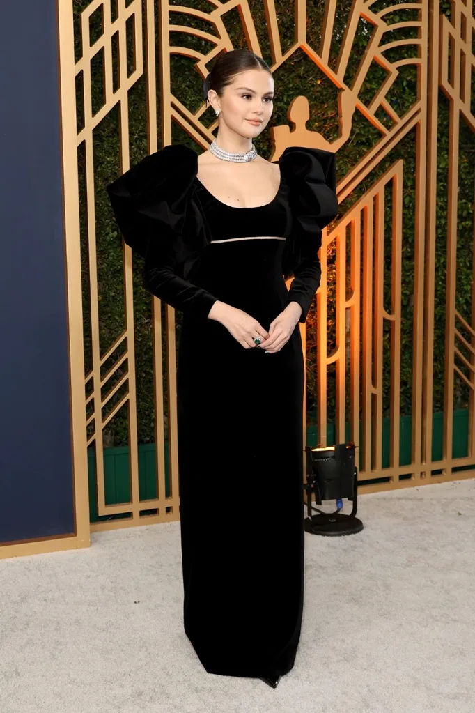 Selena Gomez wears Oscar de la Renta at the 2022 SAG Awards.