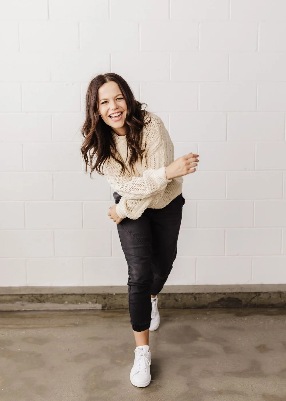 tammin-sursok-black-jeans