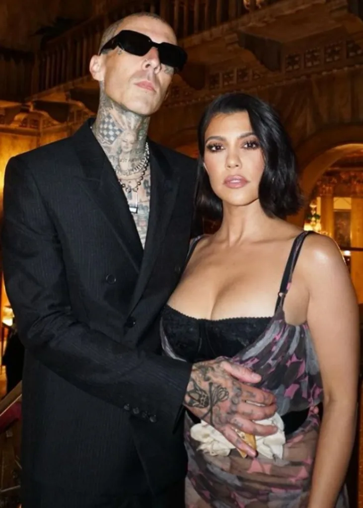 kourtney-kardashian-travis-barker