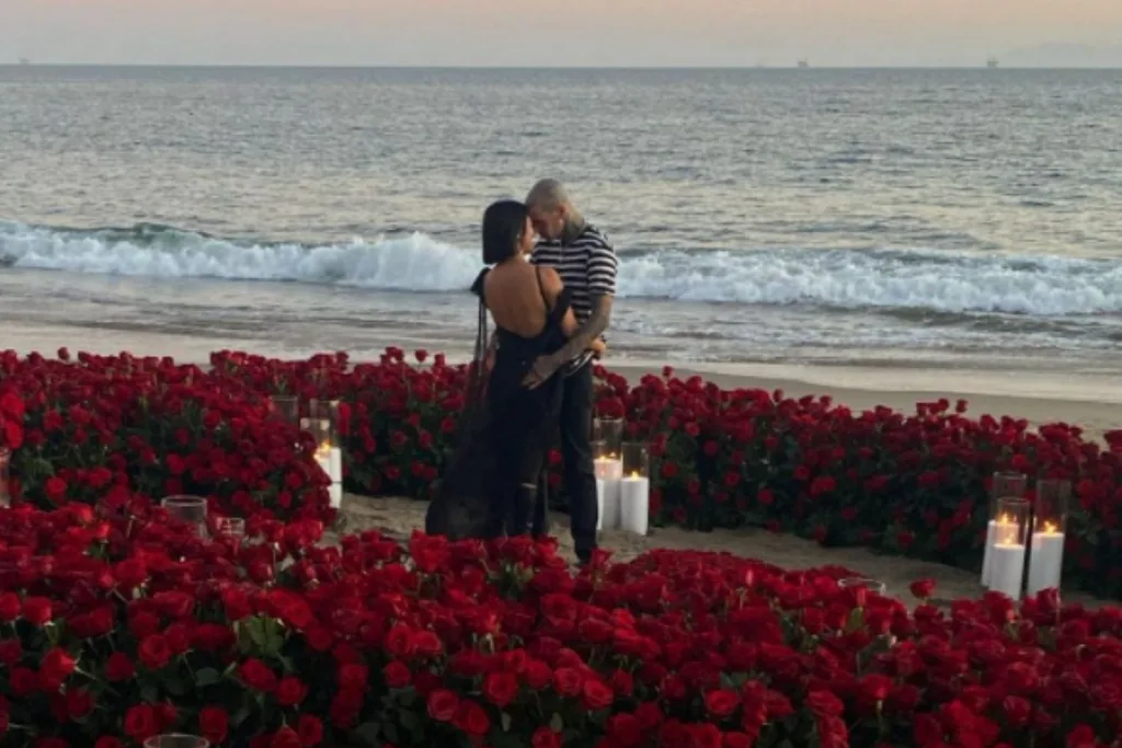 kourtney-kardashian-travis-barker-engaged