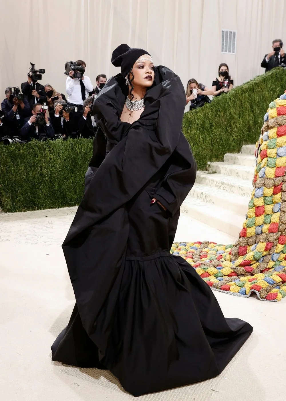 rihanna-met-gala-2021