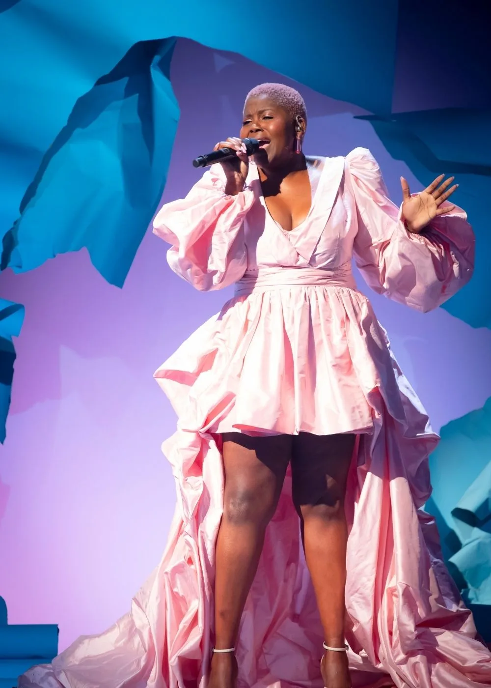 thando-sikwila-the-voice