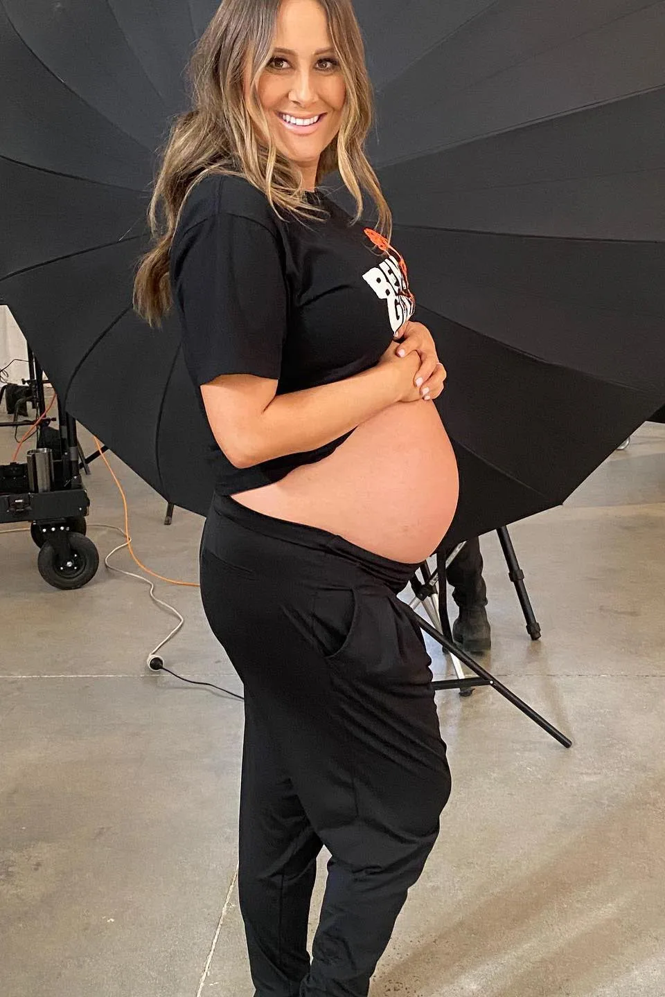 jackie-gillies-pregnant