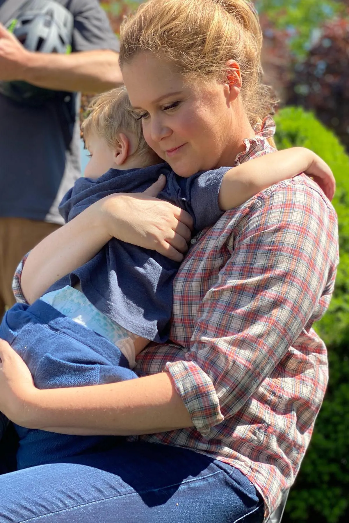 amy-schumer-son