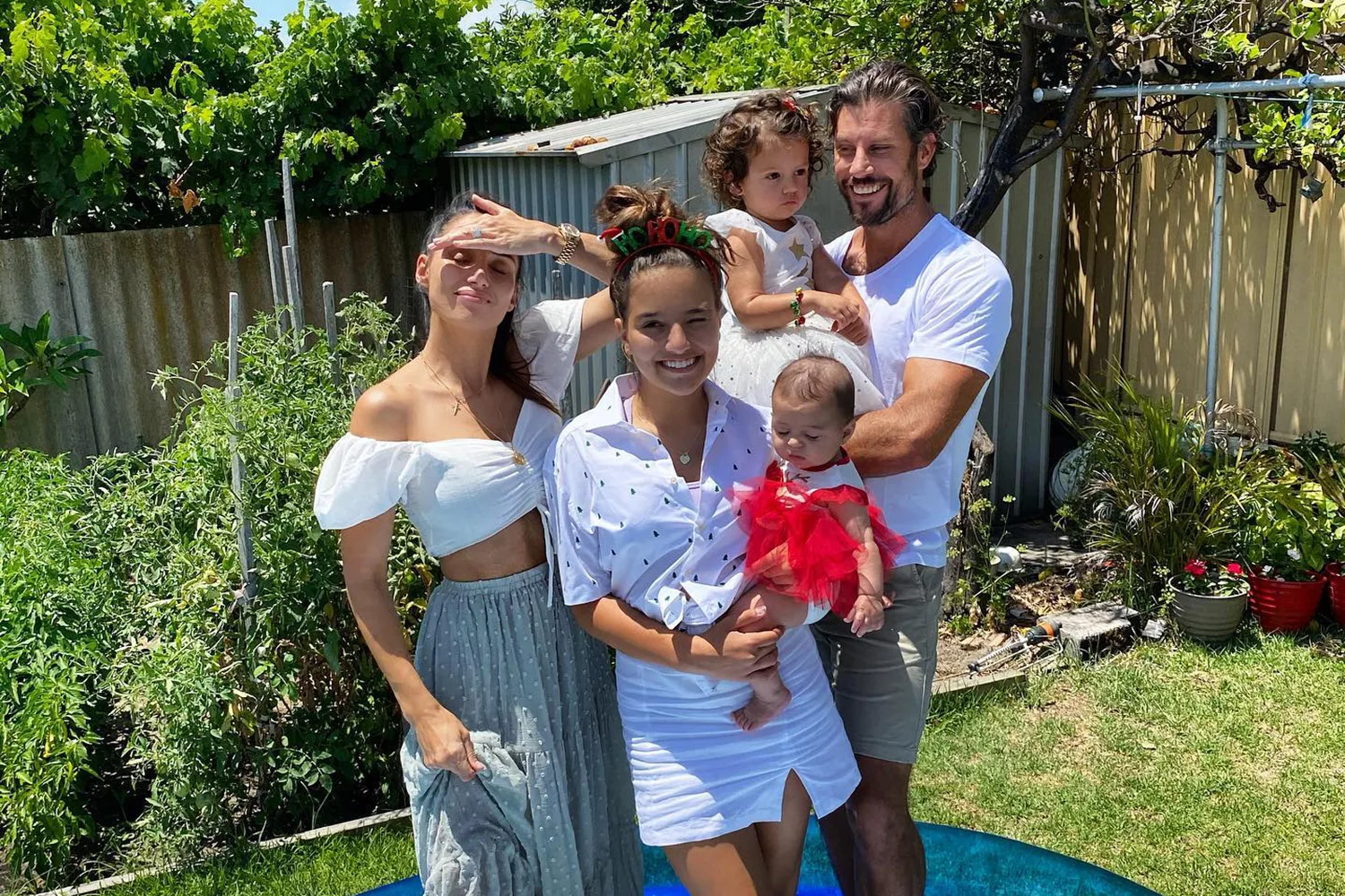 sam-snezana-wood-family
