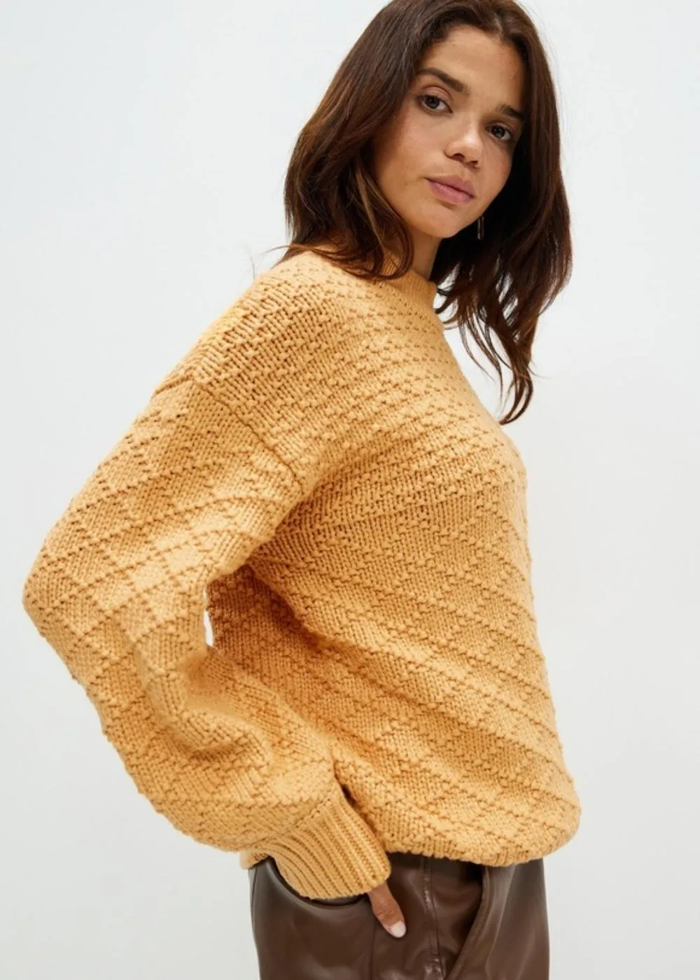 yellow-jumper-the-iconic