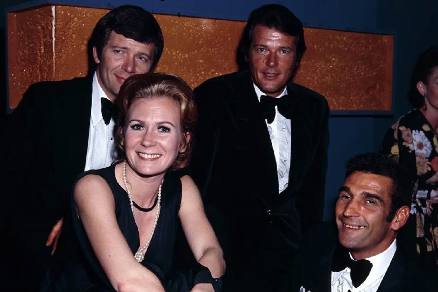 roger-moore-the-logies