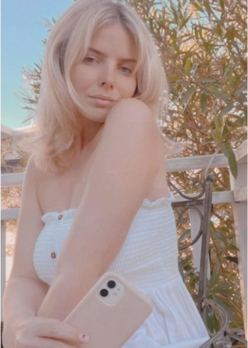 olivia-frazer-white-top