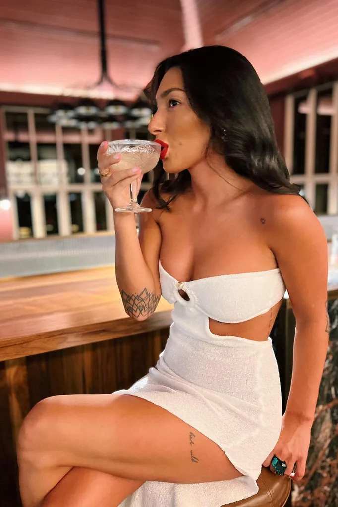 ella-ding