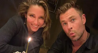 Chris Hemsworth’s epic birthday cake fail for Elsa Pataky
