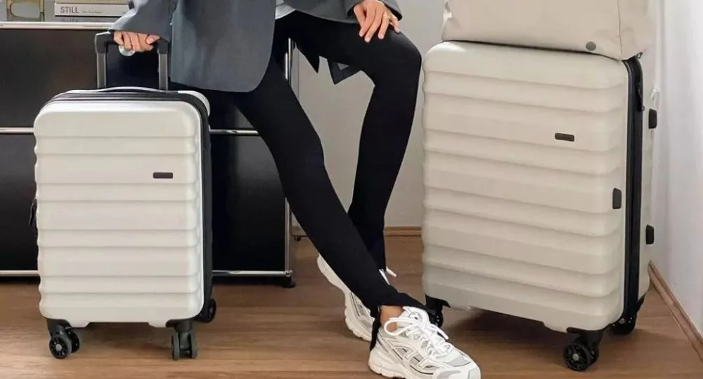 This viral TikTok hack will keep track of your luggage while travelling