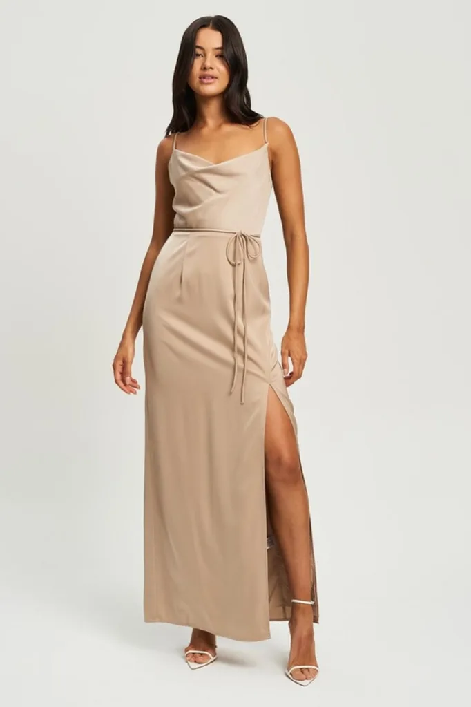 blanco-white-dress