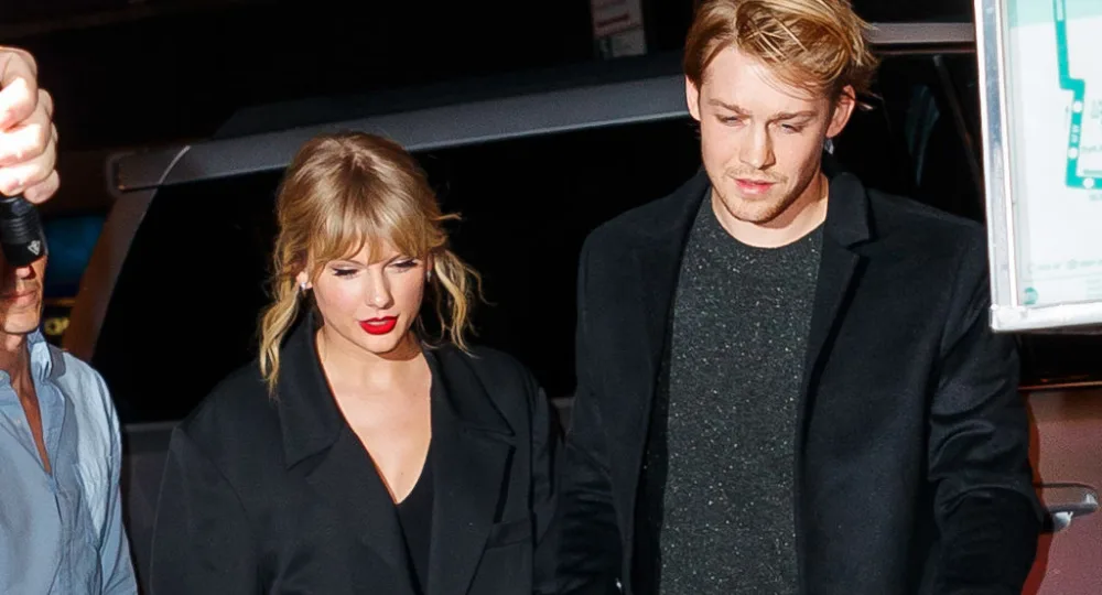 Are Taylor Swift and Joe Alwyn married?