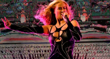 Iggy Azalea takes a subtle dig at Taylor Swift after selling masters for “eight figures”