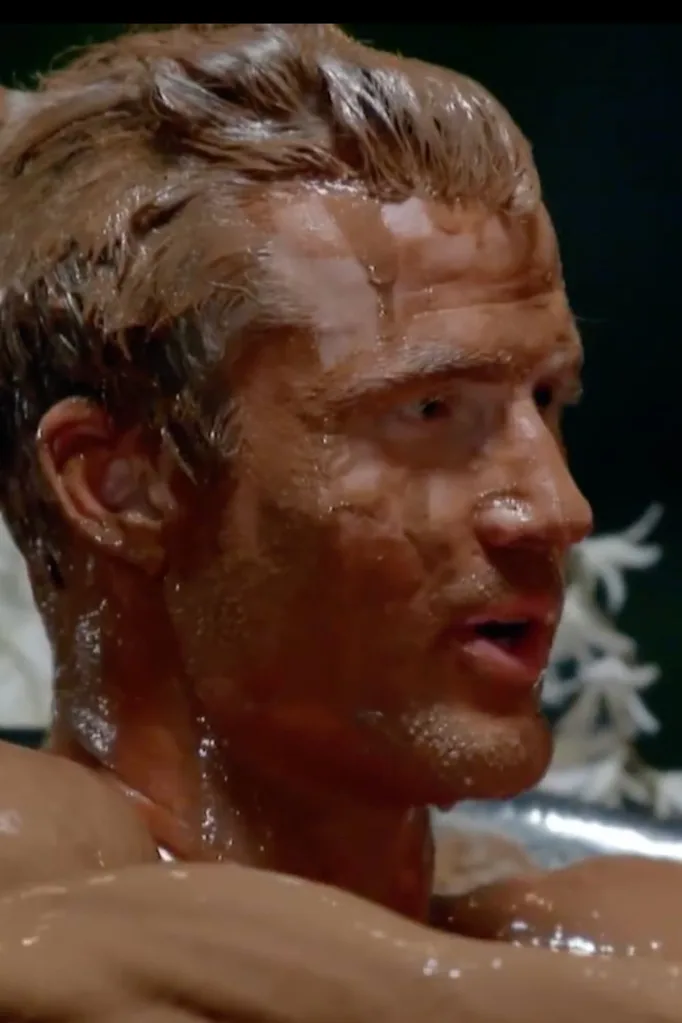 richie-strahan-mud-bath