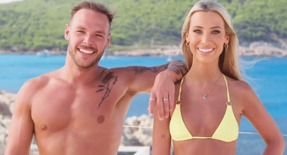 EXCLUSIVE: Hugh reveals what it’s *really* like to enter Love Island with your sister!