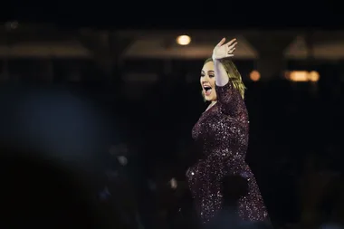 Adele hits Sydney