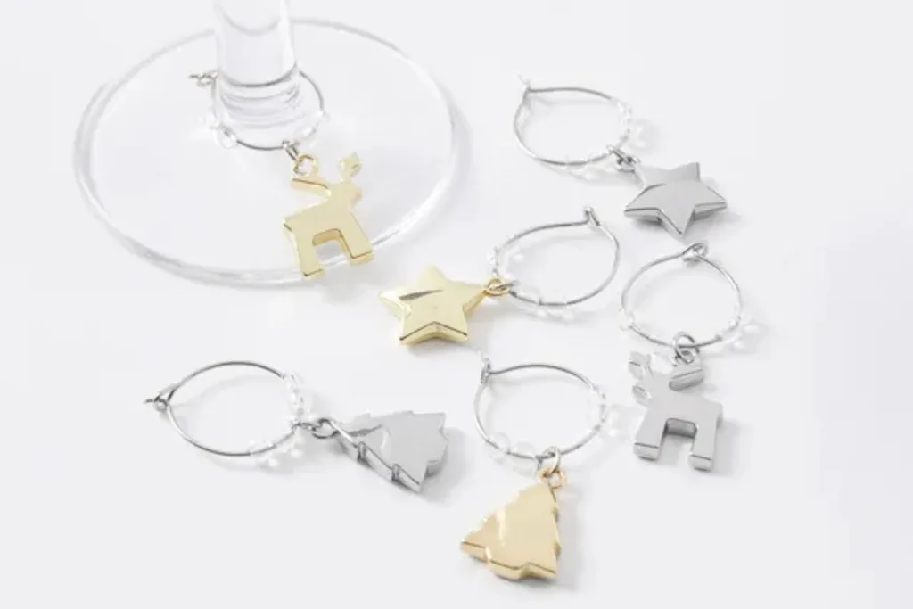christmas-wine-charms
