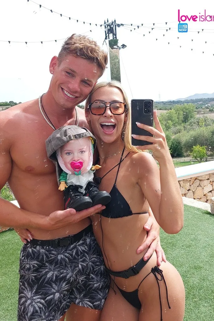 callum-and-mads-love-island-baby