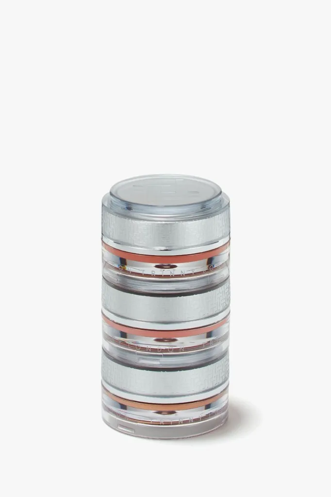 trinny-london-smoky-stack