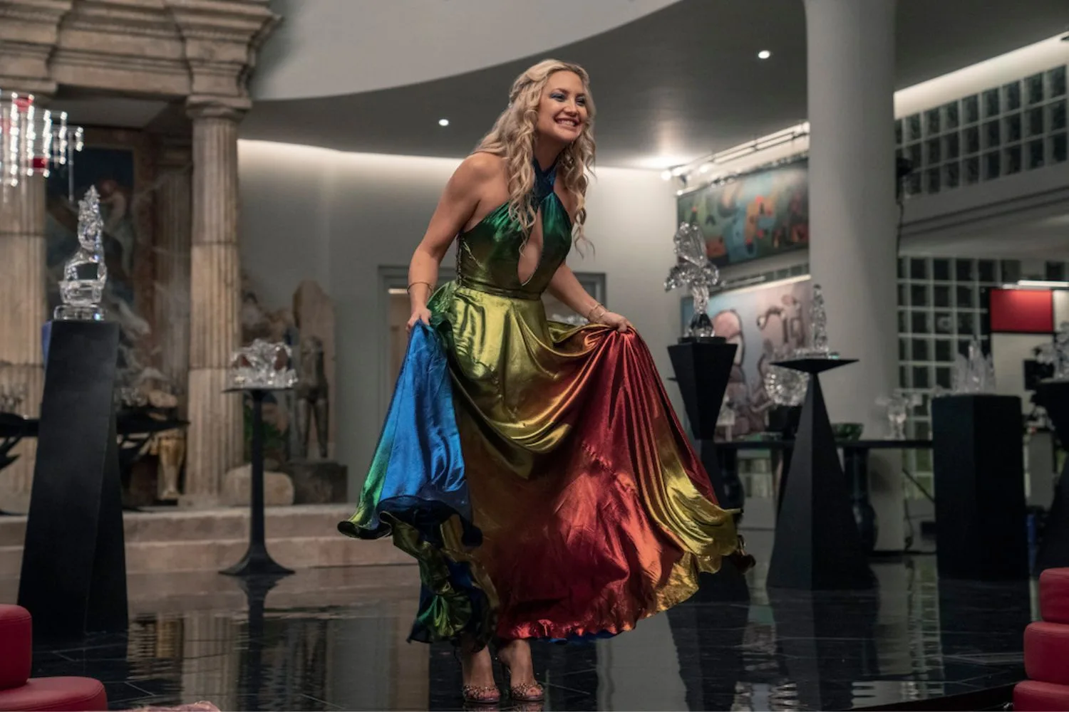 kate-hudson-rainbow-dress-glass-onion