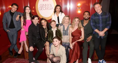 Who are the cast of Ginny and Georgia dating?