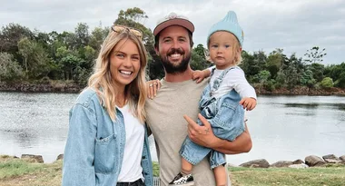 Elyse Knowles’ surprise baby news!