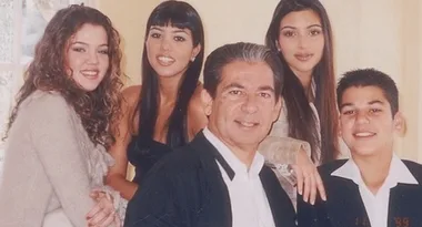 Kim Kardashian posts heart-breaking tribute to her late father