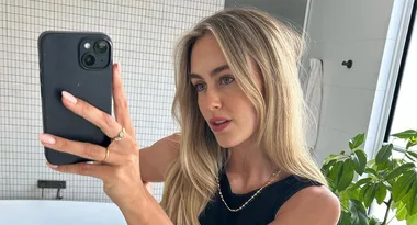Steph Claire Smith’s advice for taking care of your mental health on social media